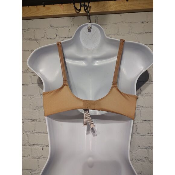 Victoria's Secret nude lightly lined bra 34C - Picture 2 of 5